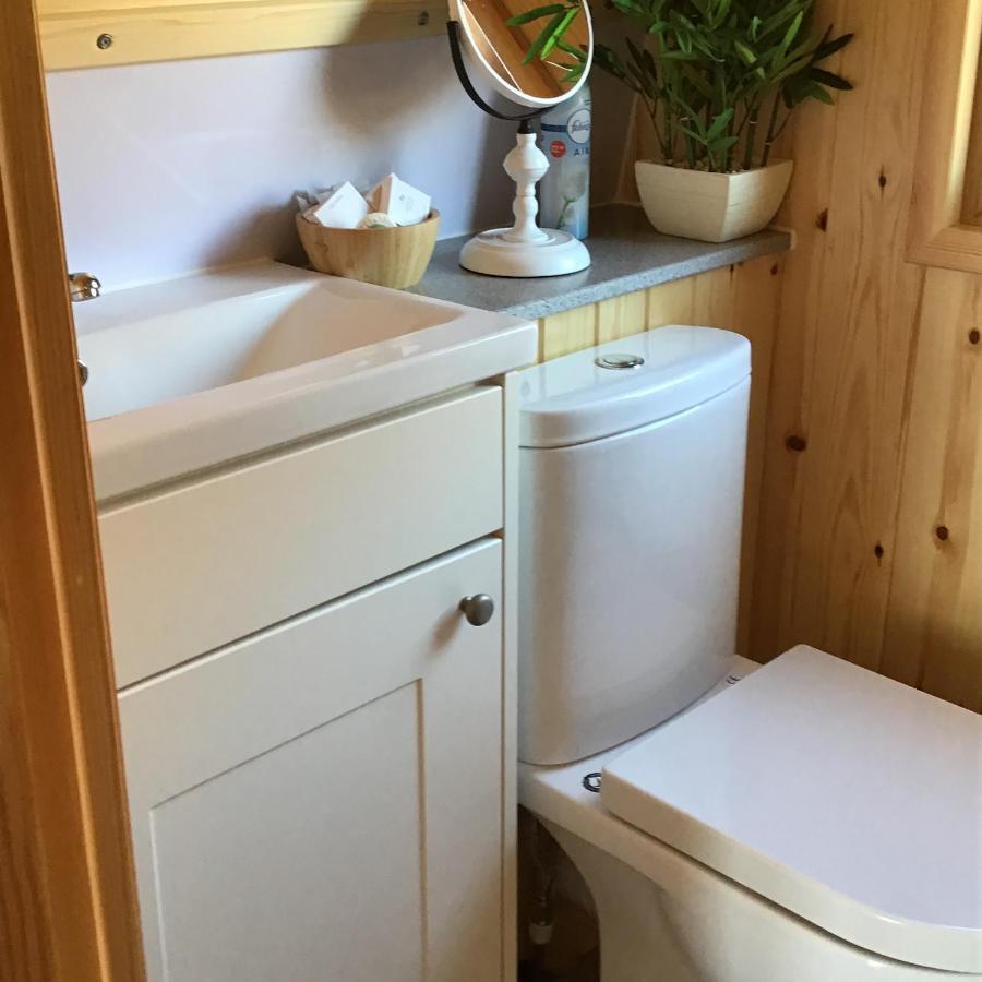 Suil Na Mara Pod Apartment Лохинвер Екстериор снимка
